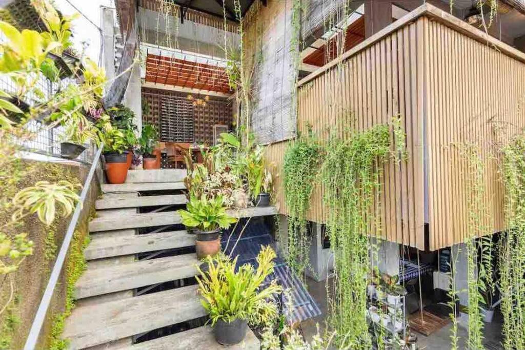 Teras Sabin Hotel Ngabean Exterior photo